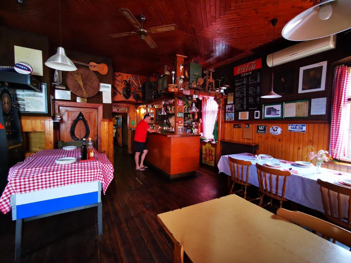 Penzijon Urbanc Bed & Breakfast Lovrenc na Pohorju Bagian luar foto